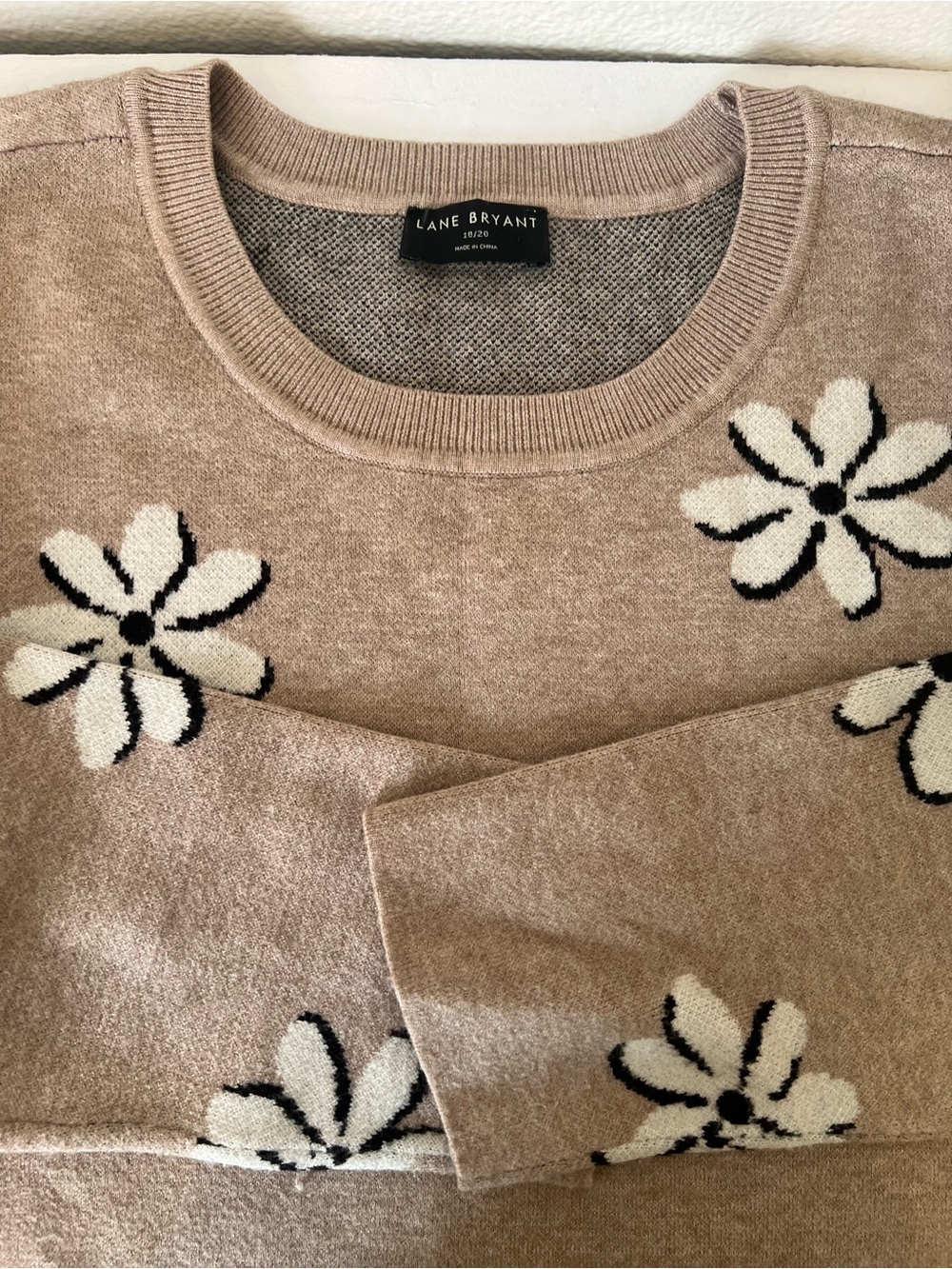 Lane Bryant Taupe Floral Crewneck Sweater with White & Black Blooms